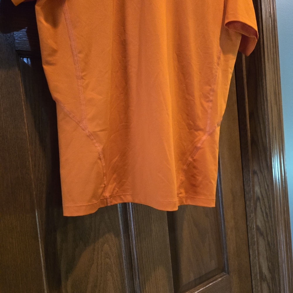 Under Armour Orange Short Sleeve Tee - Picture 16 of 16